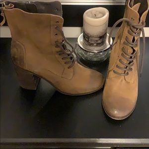 Boutique 9 Ankle boots, Distressed leather. 4 inch heel size 10